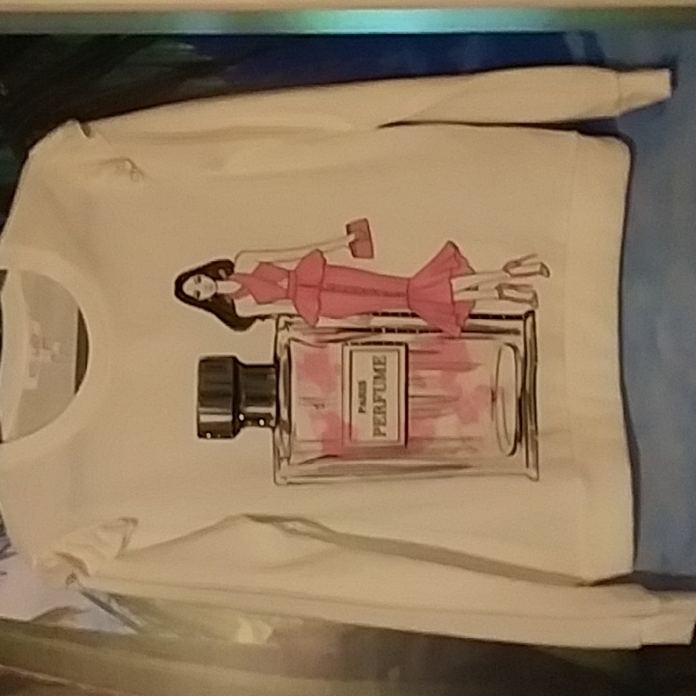 Kiss & Fly Paris top